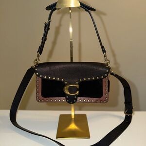 COACH Tabby 26 black and refined leather with gold rivits and hardware !